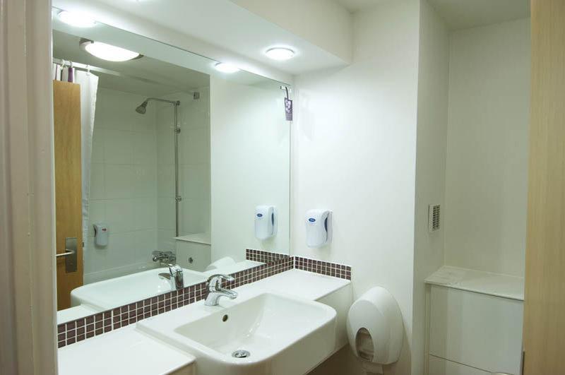 Premier Inn Chippenham Chippenham  Dış mekan fotoğraf