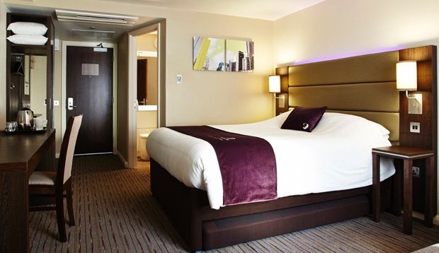 Premier Inn Chippenham Chippenham  Dış mekan fotoğraf